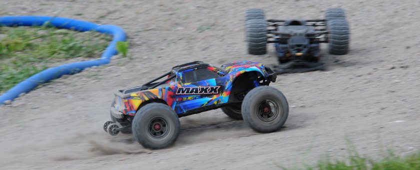 Majowy weekend modelarze zakończyli na wyścigowym torze off-roadowym